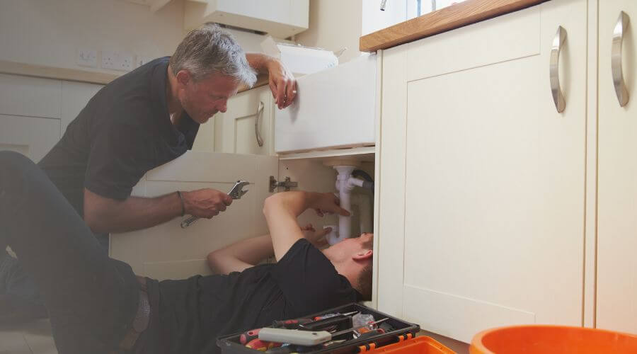 Professional burst pipe repair services in Alhambra, IL